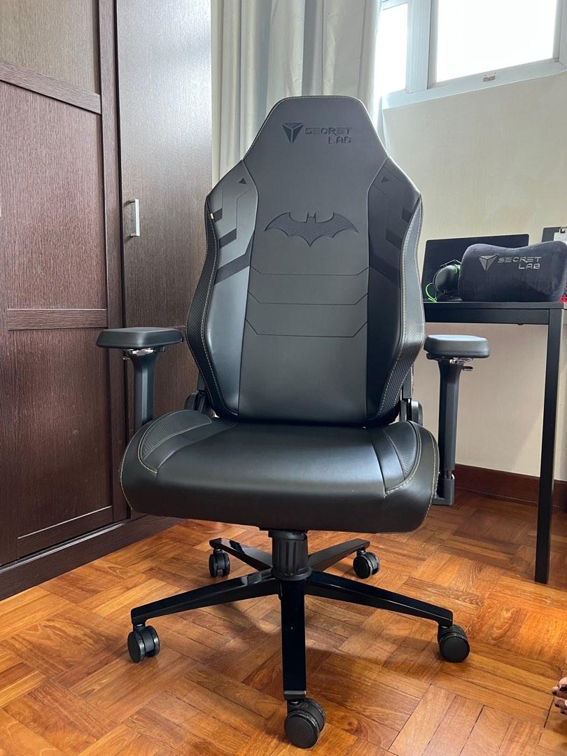 Secretlab titan hotsell dark knight edition