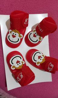 Sepatu Anjing atau Kucing Lucu