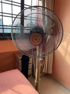 (Category: ) located in . Submitted by h19yy (Listing ID 1188003196, Image 1). Description: .