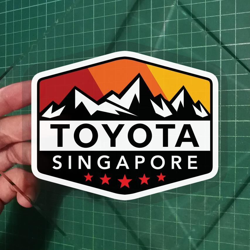 Static Cling Car Decals TOYOTA TRD Racing Development . 11cm diameter