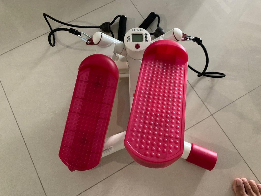 Decathalon stepper | Pink stepper, Sports Equipment, Exercise & Fitness ...