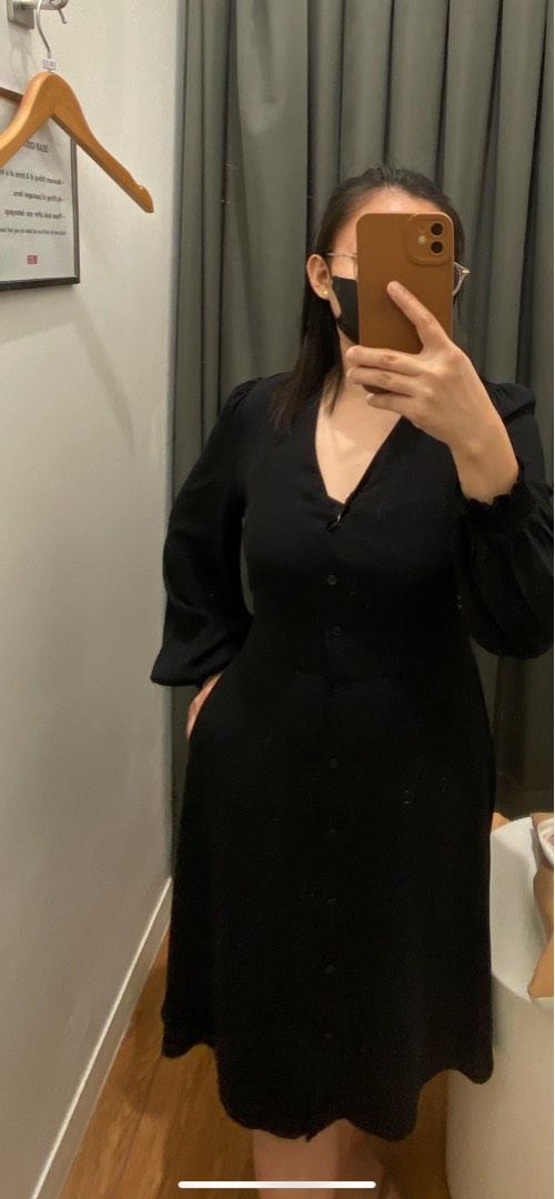 slim fit dress slacks Uniqlo Black White Daisy Floral V-neck Long Sleeve Fit & Flare Mini Dress  Size S