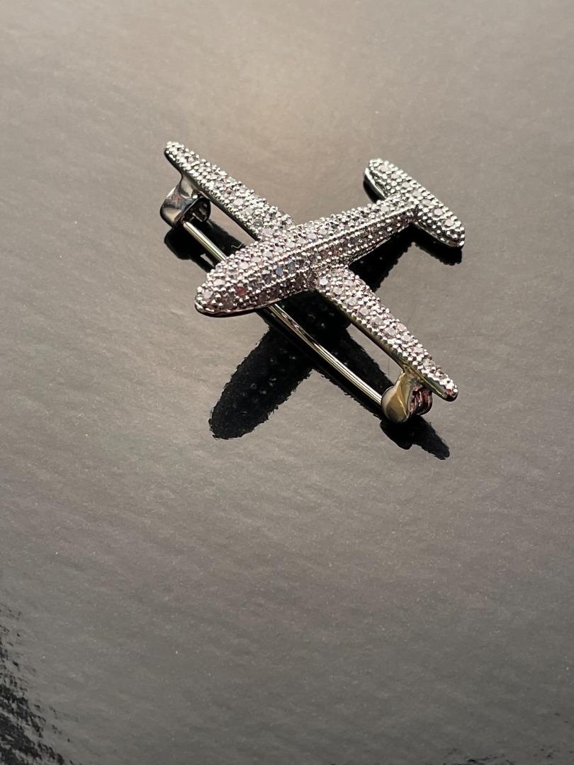 Aeroplane brooch shop