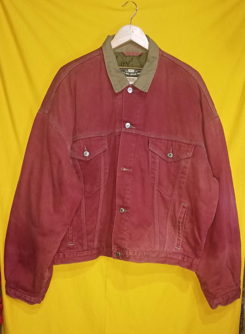 Vintage Levi's Trucker Jacket Blanket lining Burgundy 71668 Black Tab,  Men's Fashion, Coats, Jackets and Outerwear on Carousell