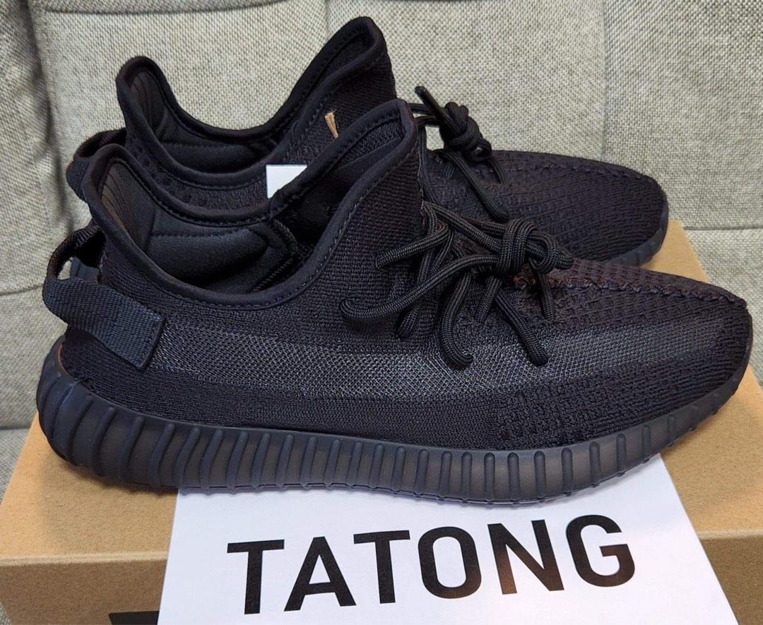 yeezy 300 onyx