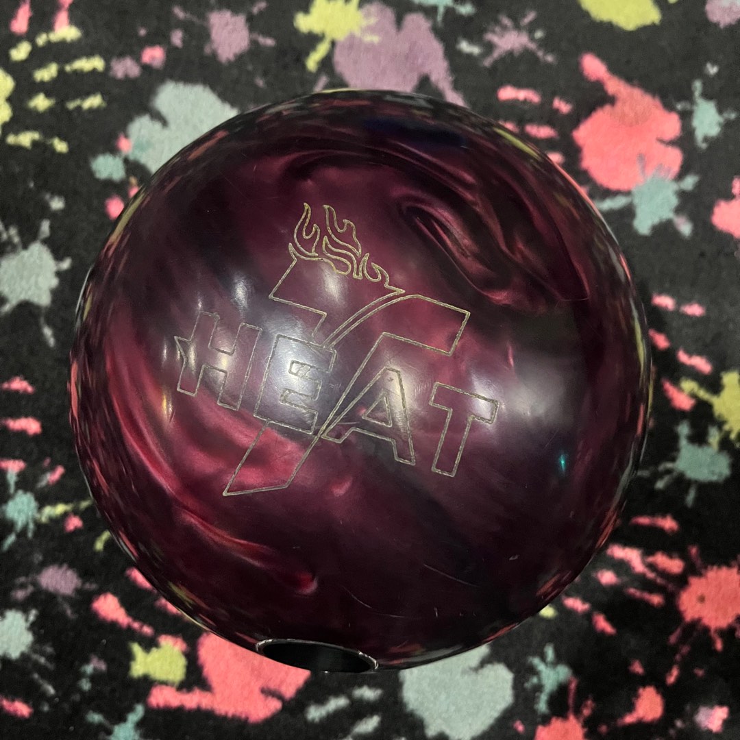 15lb Track Heat Bowling Ball, Sports Equipment, Sports & Games