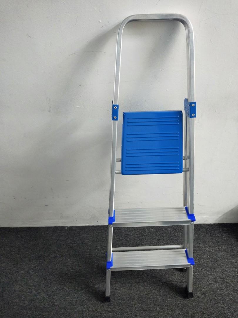 3 STEPS METAL LADDER (WELL USED) 20 U.P. 49, Furniture & Home Living