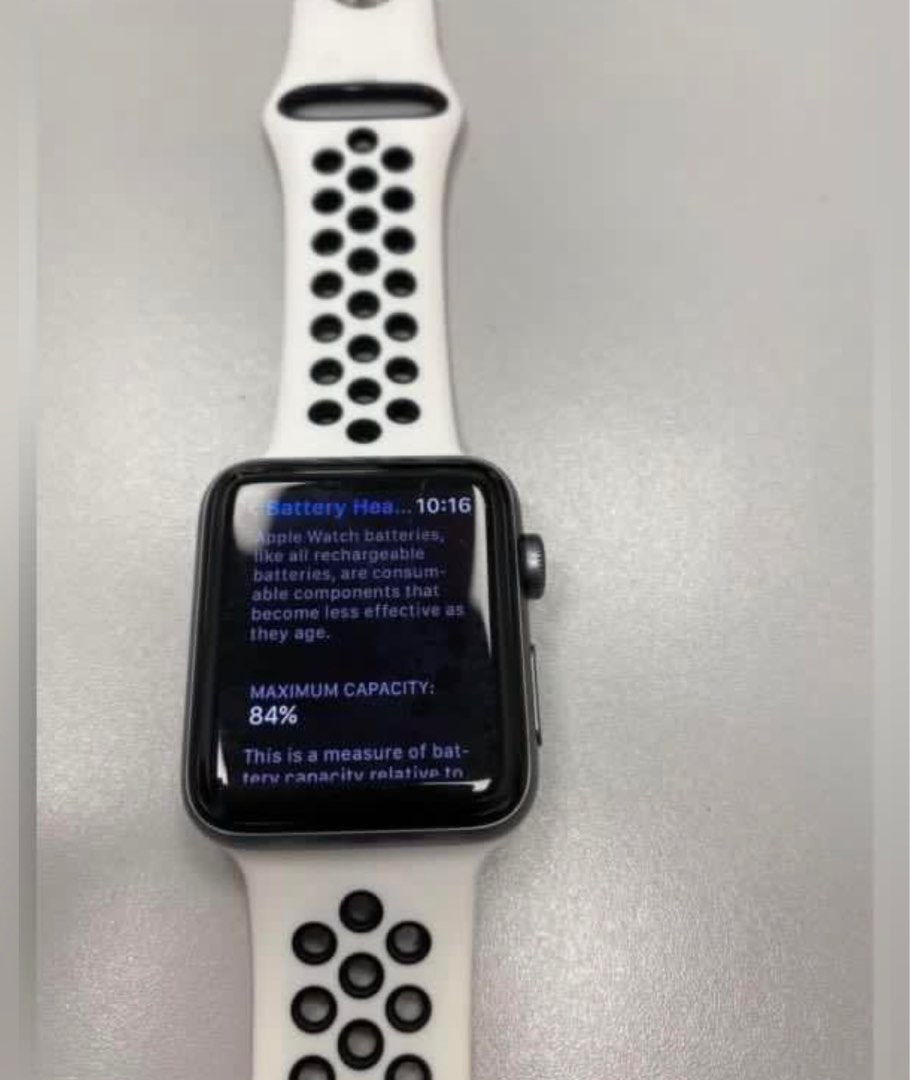 Apple iWatch 3 series 42mm, Mobile Phones & Gadgets, Wearables & Smart ...