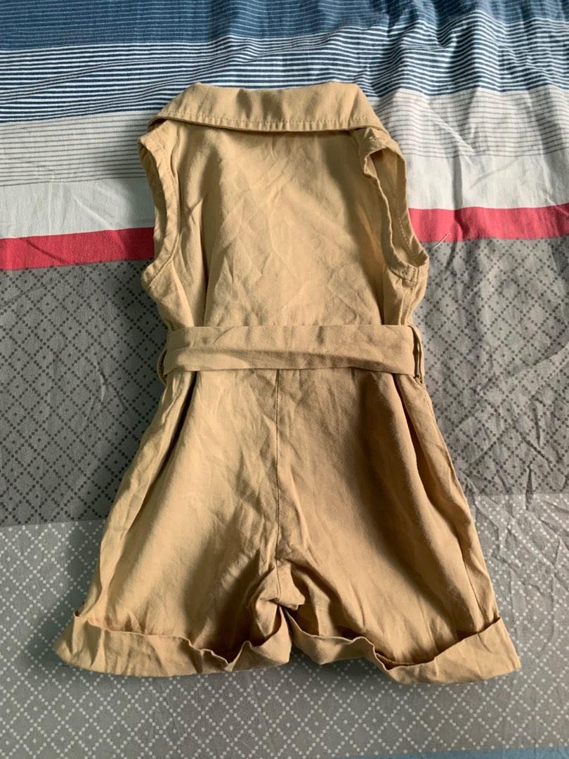 Baby khaki rompers (Category: Babies & Kids Fashion) located in Cainta. Submitted by futurequeensh_jm (Listing ID 1189736595, Image 3). Description: Super cute! Used once for photoshoot Fits 1-3 months.