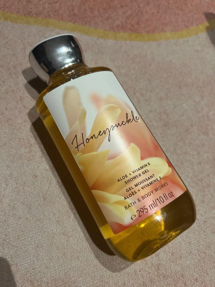 Bath & Body Works Shower Gel Honeysuckle, Beauty & Personal Care, Bath