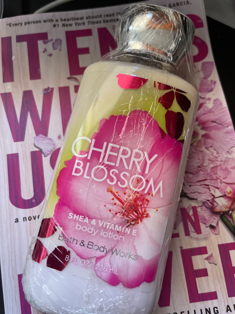 Bath and Body works lotion Cherry Blossom, Beauty & Personal Care, Bath