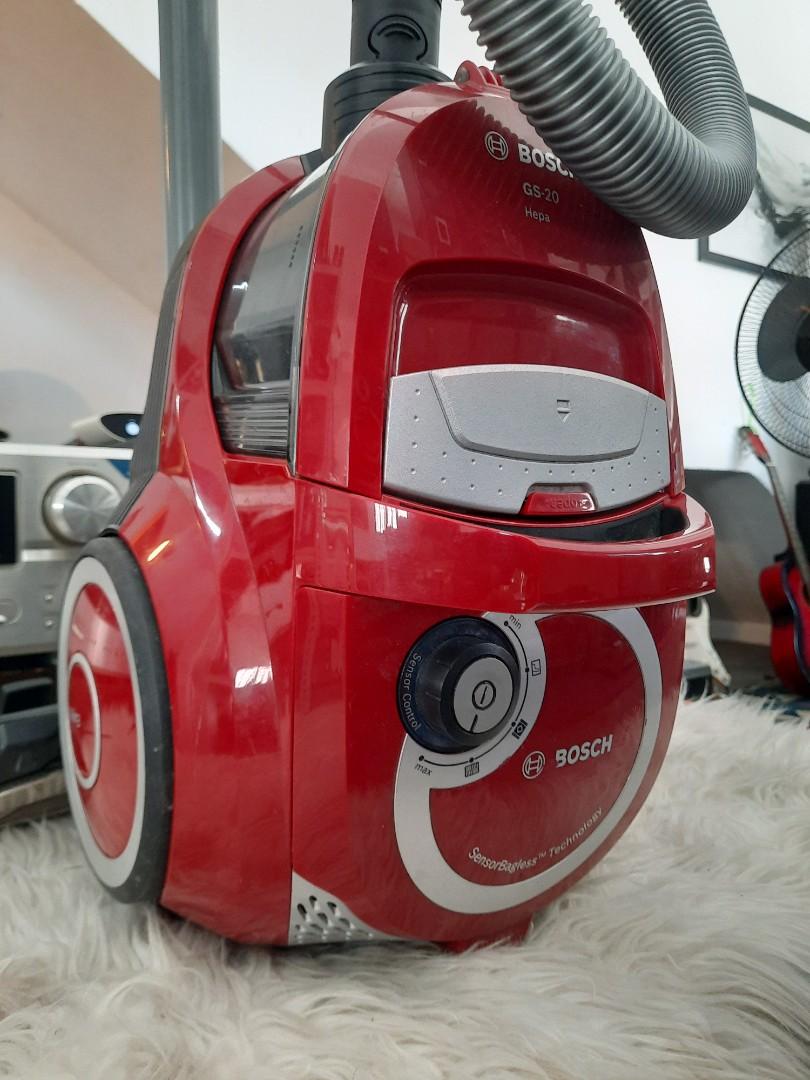 Bosch vacuum cleaner, TV & Home Appliances, Vacuum Cleaner