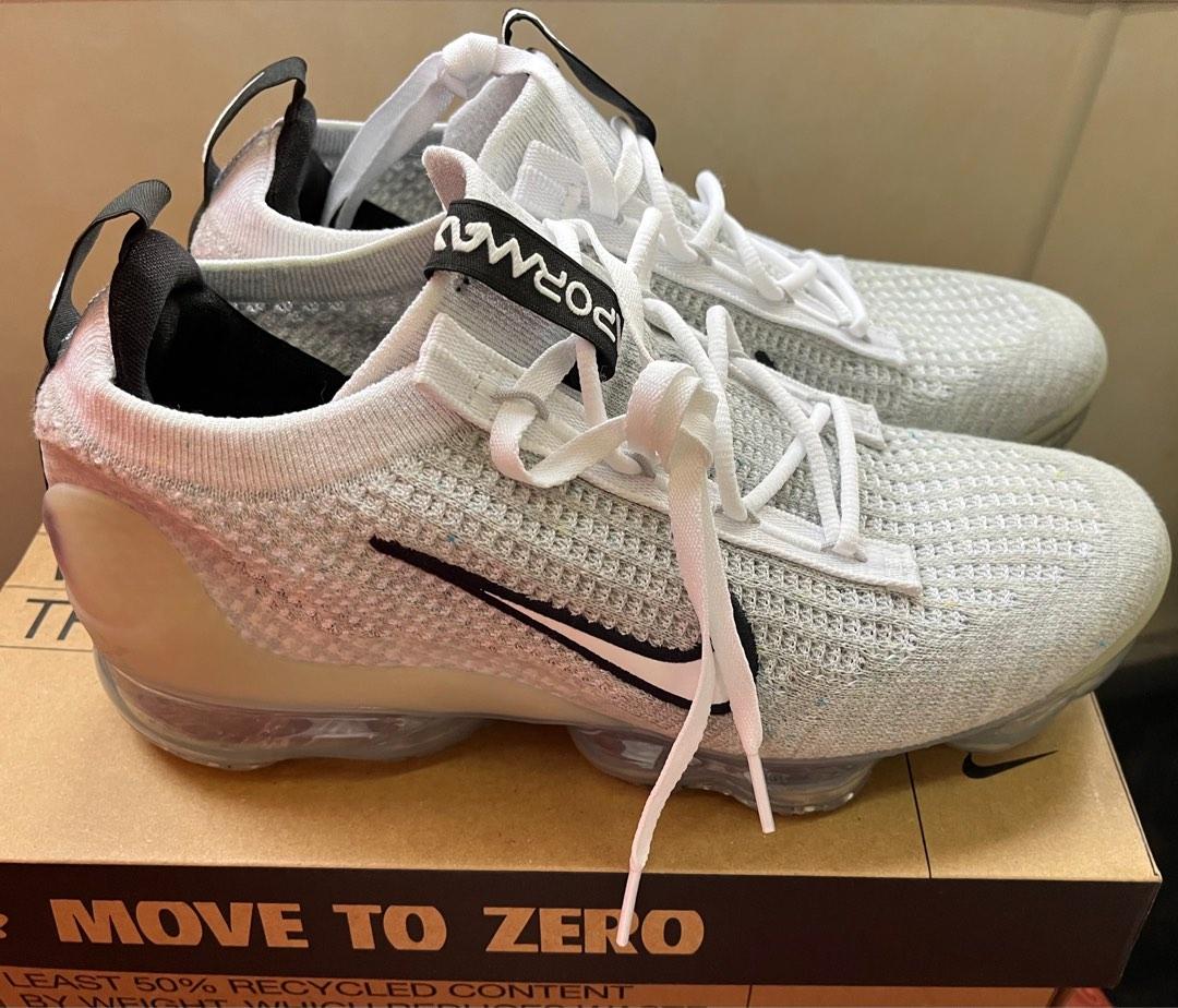 New white deals vapormax