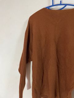 (Category: ) located in . Submitted by preloved_things_ (Listing ID 1189814238, Image 1). Description: .