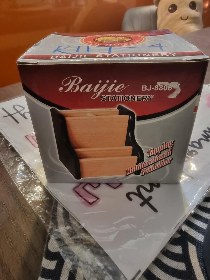 Controller Holder (Category: Other Home Decor) located in Singapore. Submitted by rajanair2505 (Listing ID 1189923863, Image 3). Description: .