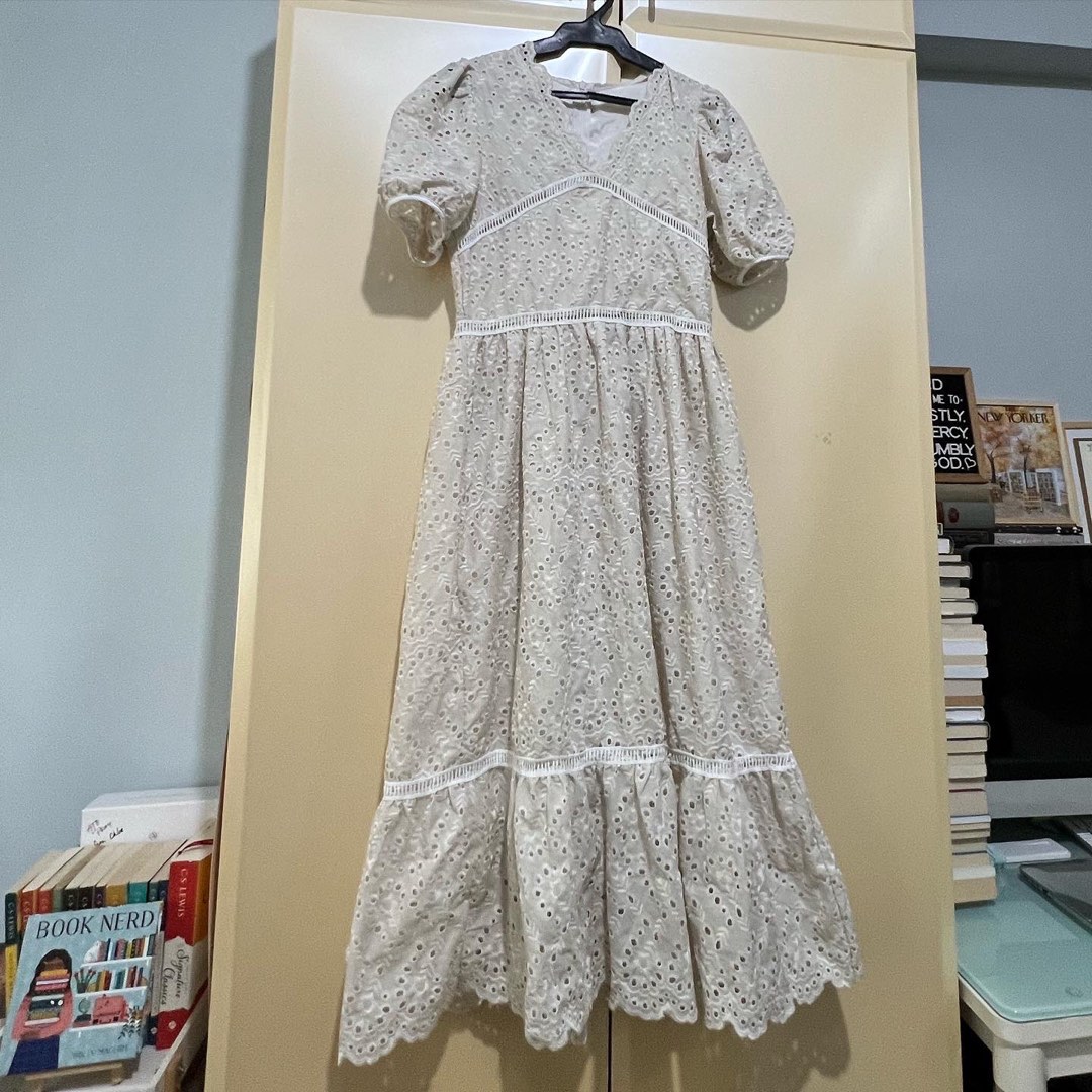 Cream Eyelet Set main image 1