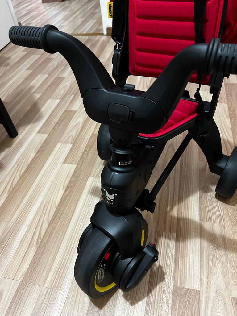 Doona S1 Liki Trike Tricycle (Red Flame), Babies & Kids, Going Out