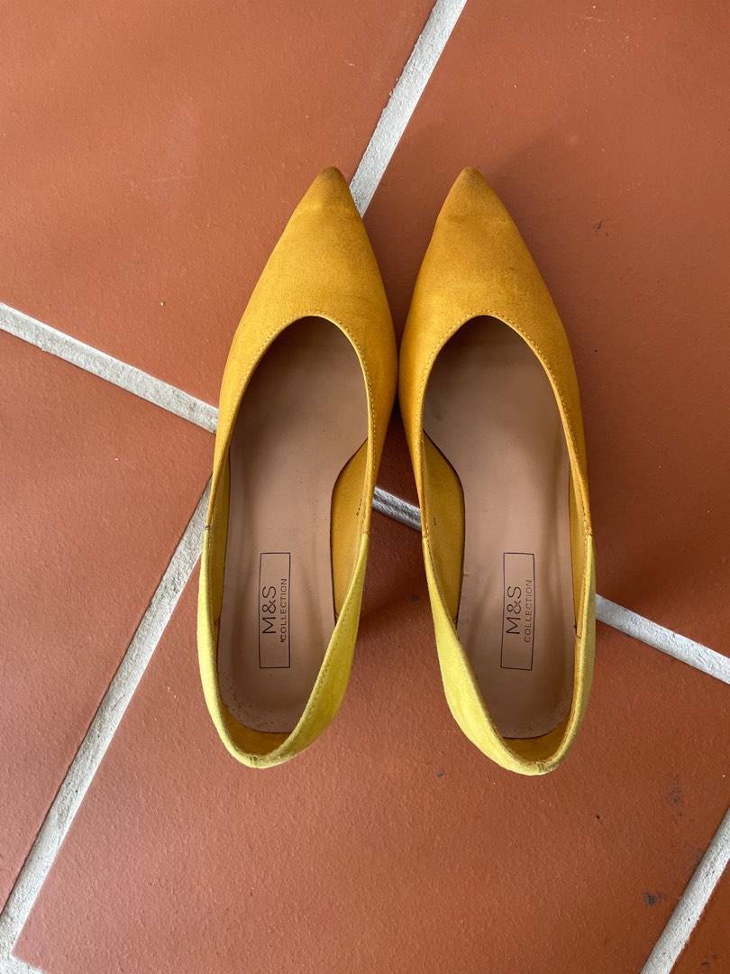 Dual tone yellow orange low heels Mu0026S UK 5, Women's Fashion, Footwear, Heels  on Carousell
