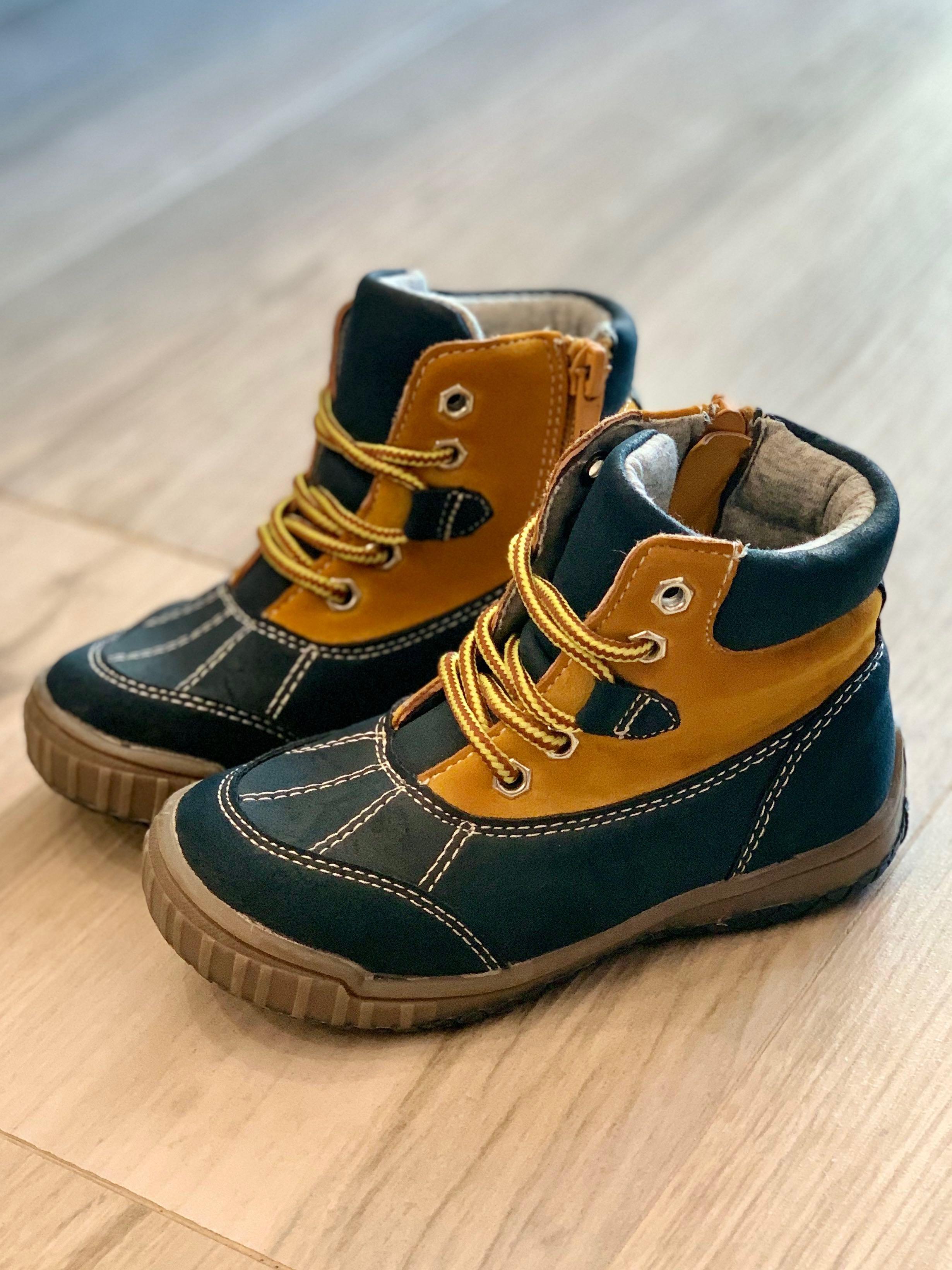 Timberland kidswear shop