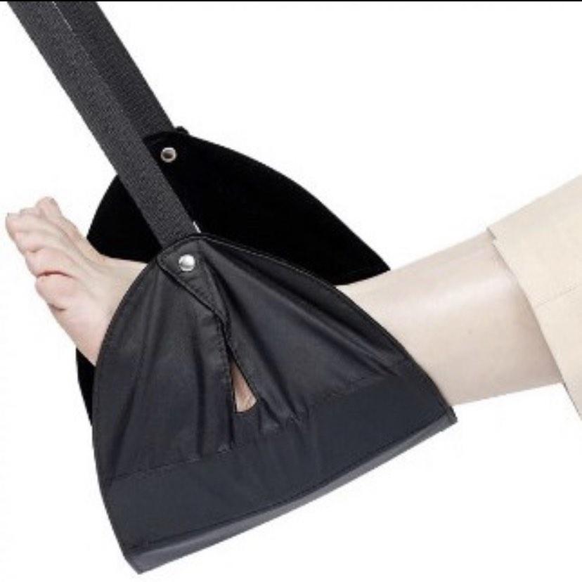 Foot rest hammock (Category: Braces, Support & Protection) located in Pasay City. Submitted by shirley.manacsa (Listing ID 1189782862, Image 1). Description: .