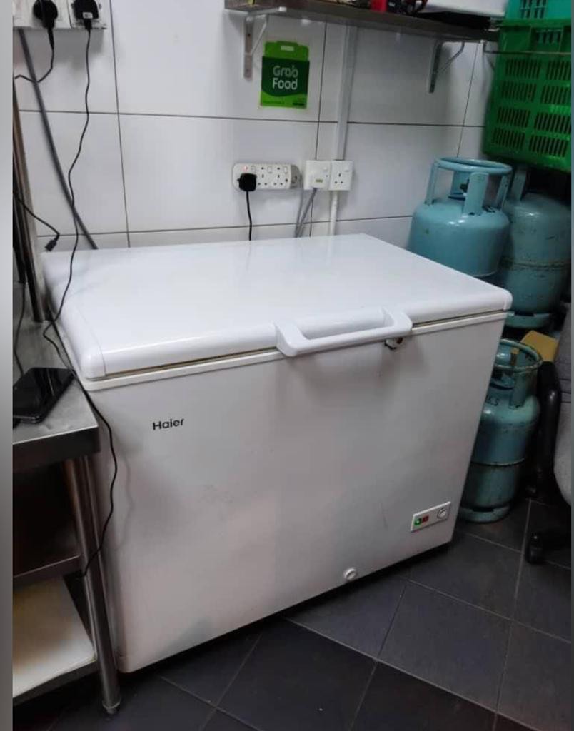Haier top opening chest freezer 320L, TV & Home Appliances, Kitchen
