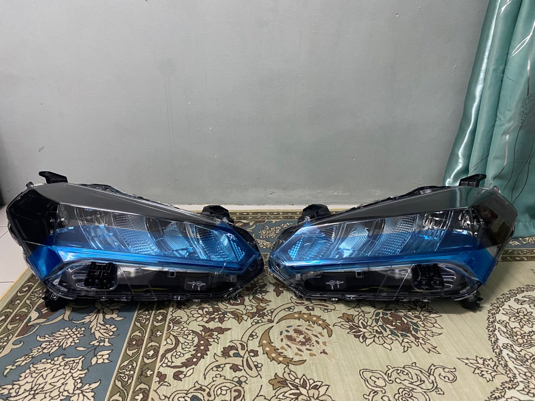 Headlamp myvi facelift new set ori kilang, Auto Accessories on Carousell