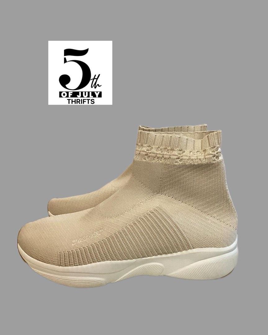 Skechers meridian best sale on the rise