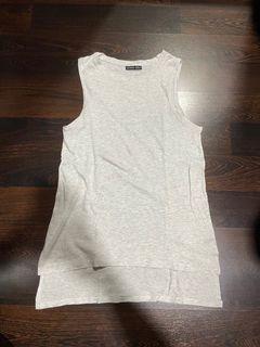 Kaos tangan buntung ZARA