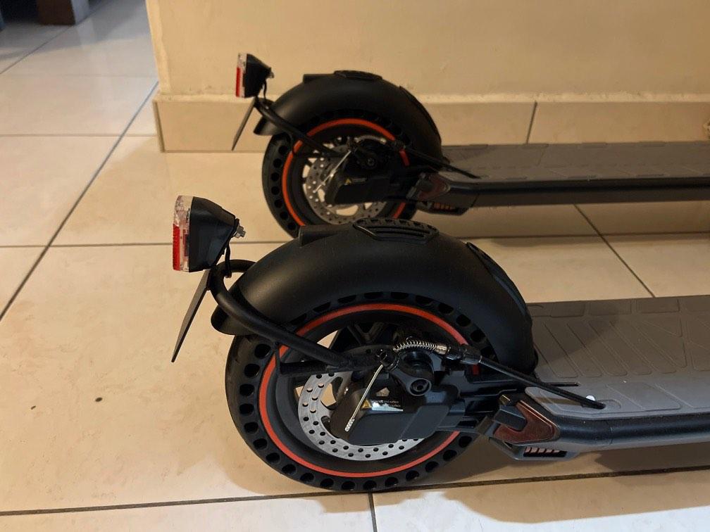 Lenovo M2 Electric Scooter, Sports Equipment, Sports & Games, Skates