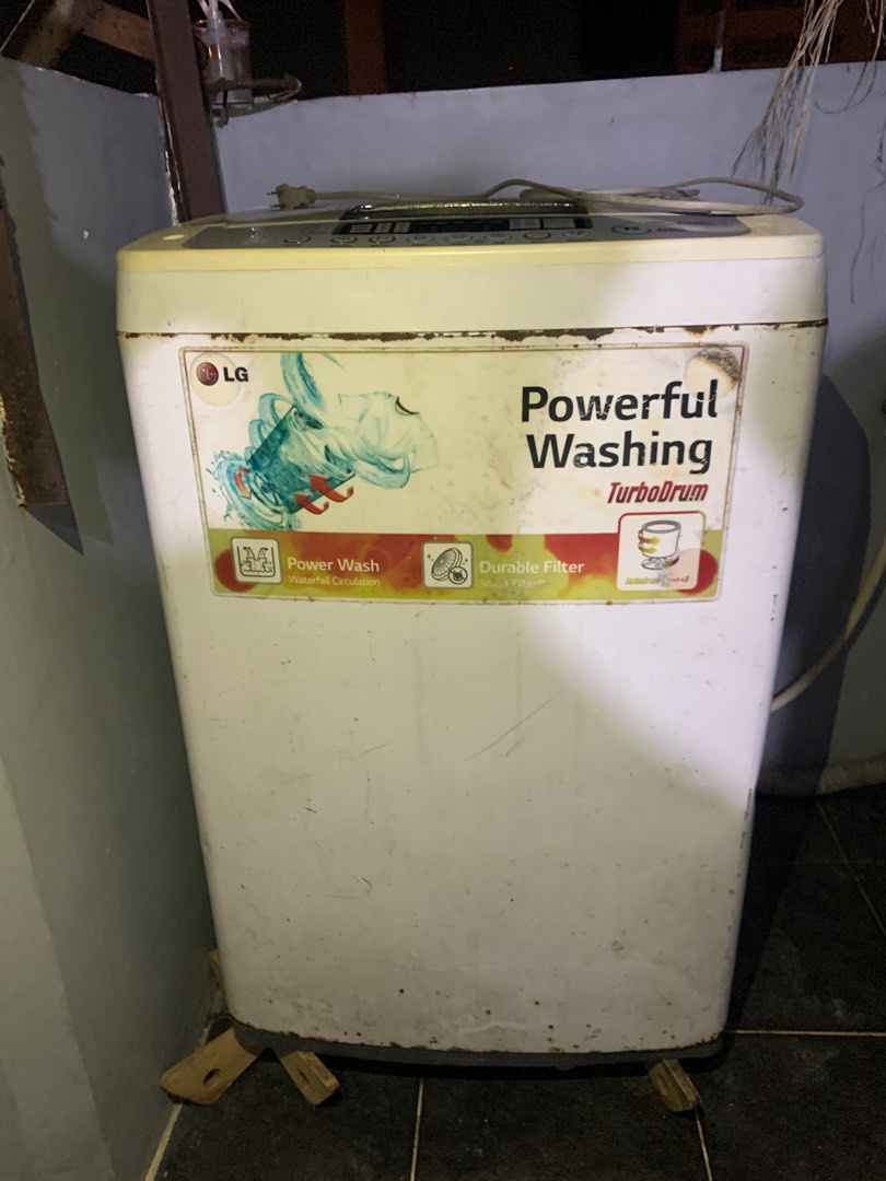 LG Turbo Drum 7kg automatic washing machine, TV & Home Appliances