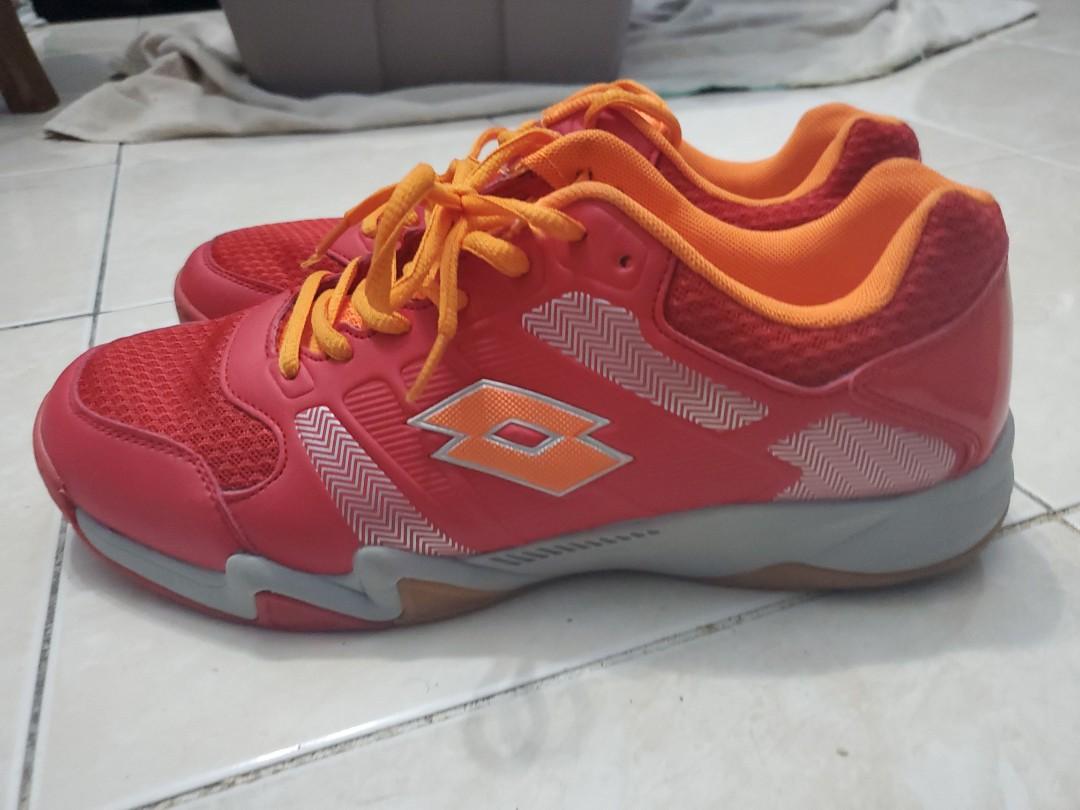 Lotto Badminton Shoe Men s Fashion Footwear Sneakers on Carousell