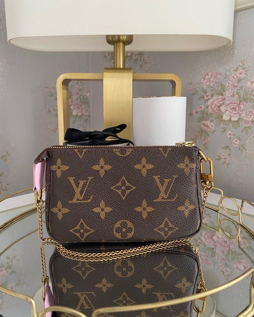 Buy Loui Vuitton Molder online