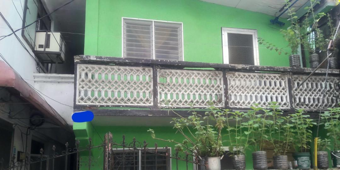 MAKATI near BGC 2Houses in one Lot for sale House & Lot propery sale
