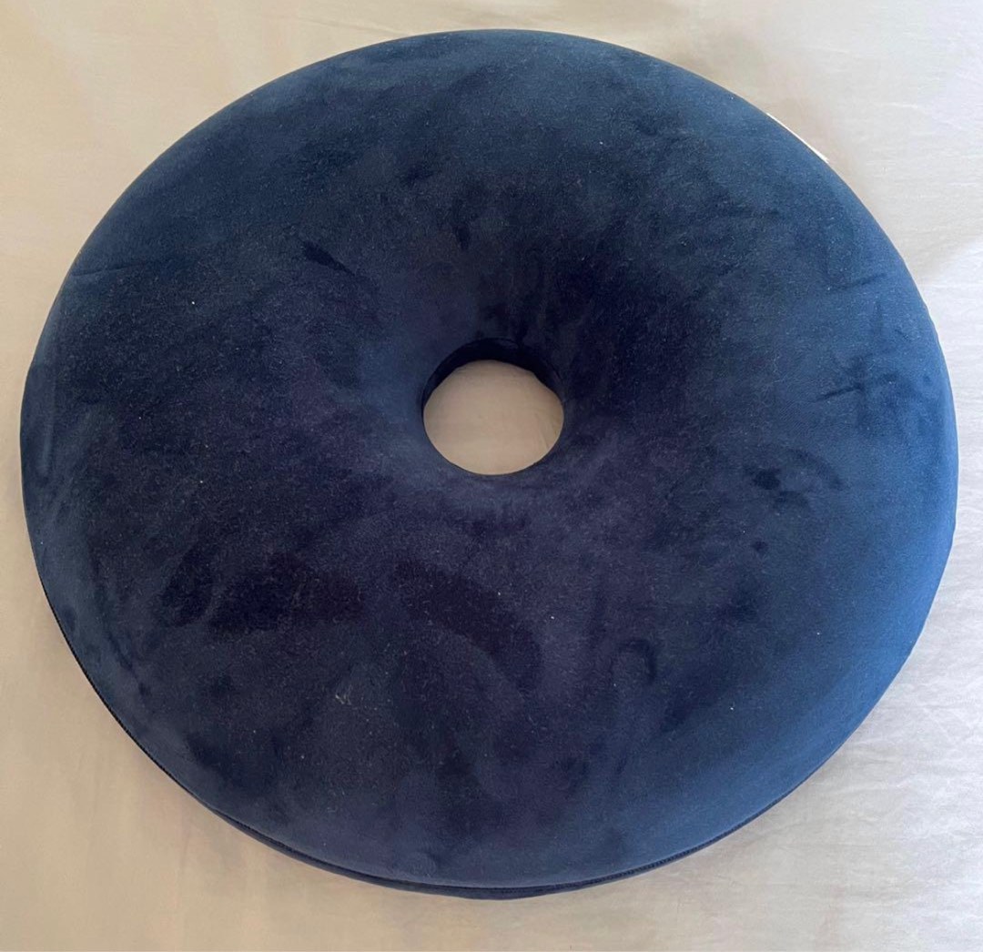 Medpro memory foam donut ring cushion, Babies & Kids, Maternity Care on