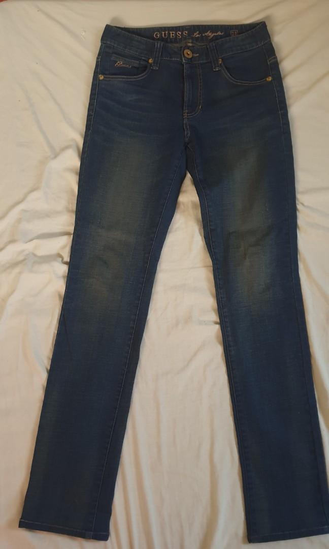 Guess Jeans (Category: Jeans) located in Valenzuela. Submitted by van1129 (Listing ID 1189803608, Image 3). Description: Preloved Pls check pics for details.