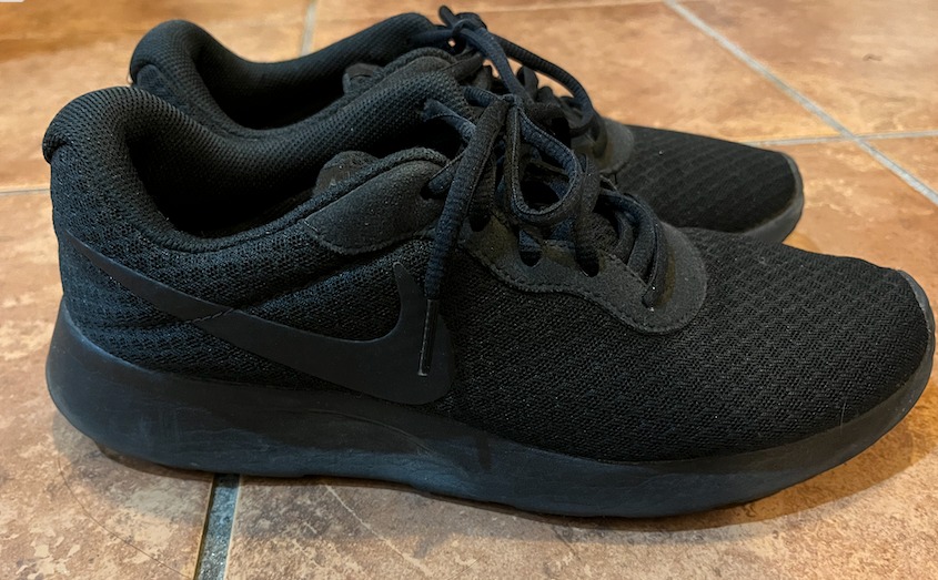 Nike sneakers clearance all black