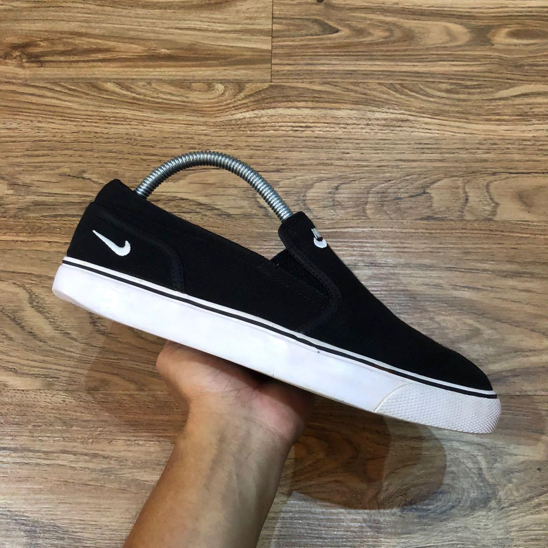 Nike toki slip on 7uk Men s Fashion Footwear Sneakers on