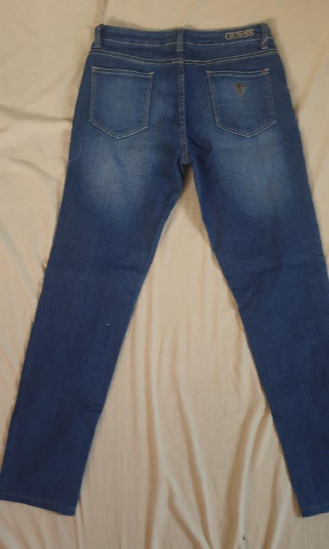 Original Guess Jeans (Category: Jeans) located in Valenzuela. Submitted by van1129 (Listing ID 1189745094, Image 2). Description: preloved.. pls see pics for details...