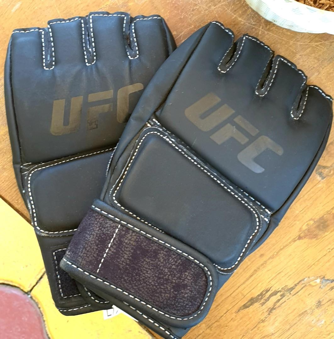 Original UFC gloves for sale Sports Equipment Sports Games
