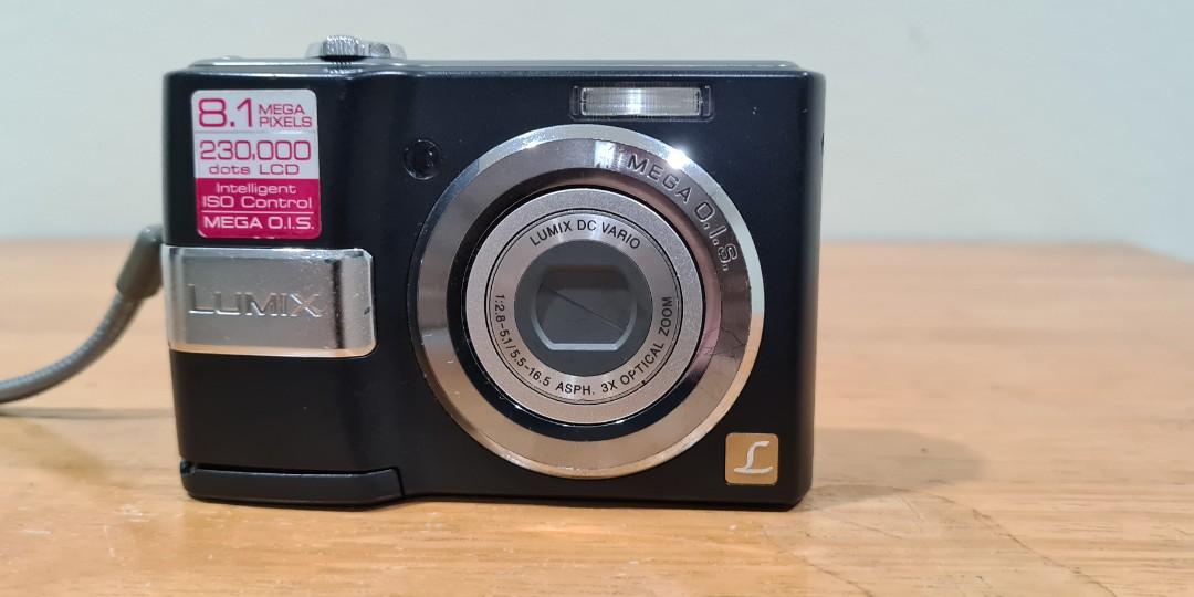 Panasonic lumix DMC-LS80, Photography, Cameras on Carousell