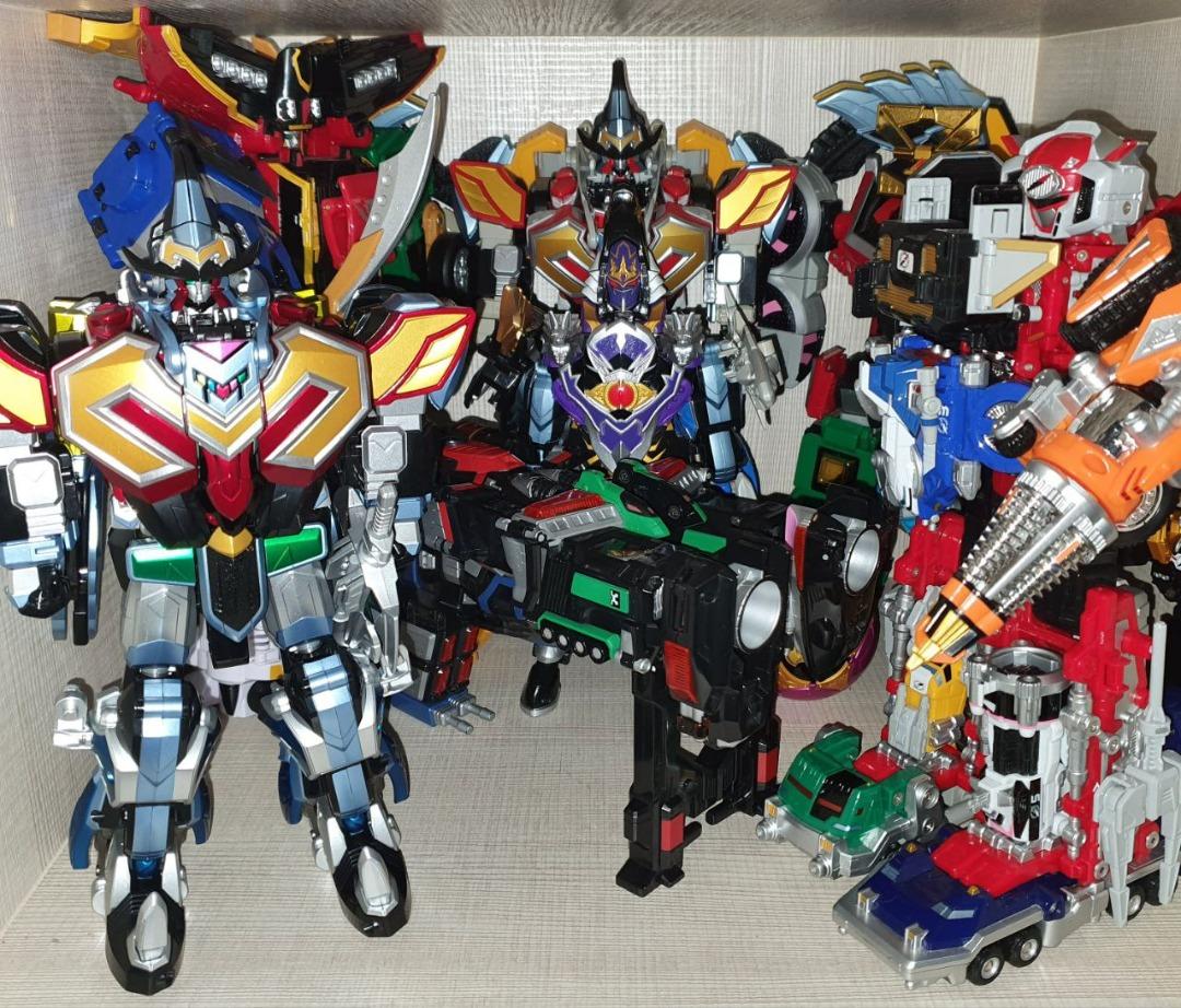 Power Rangers Mystic Force Megazord Collection (Titan Megazord DX ...