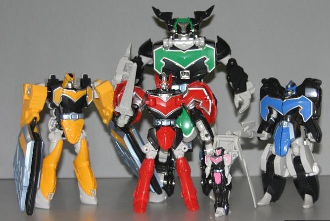 Power Rangers Mystic Force Megazord Collection (Titan Megazord DX ...