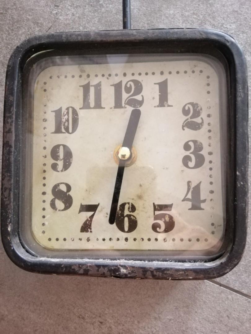 Question Mark Wall Clock, Furniture & Home Living, Home Decor, Clocks