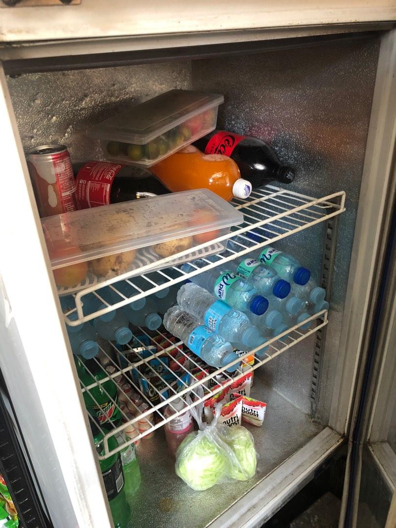 Refrigerator chiller Markes of Canada, TV & Home Appliances, Kitchen