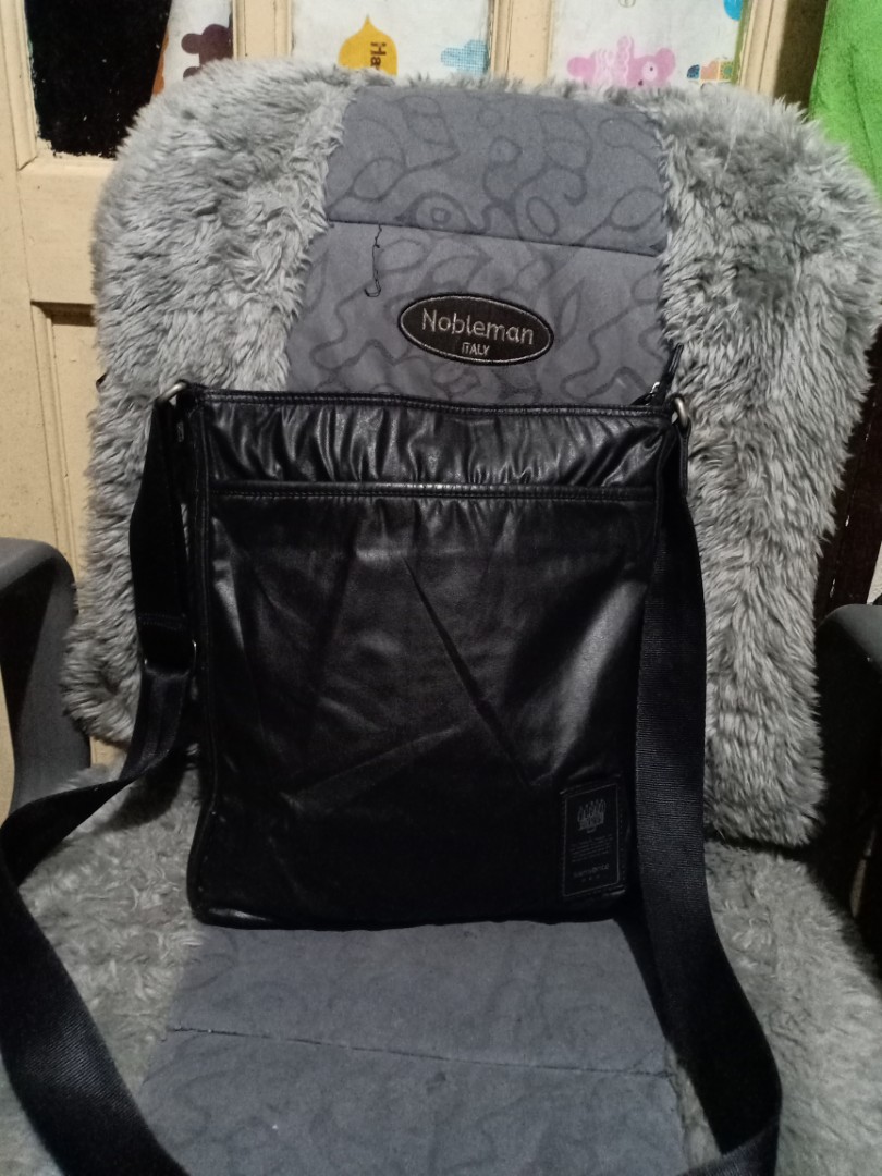 samsonite, Men's Fashion, Bags, Sling Bags on Carousell