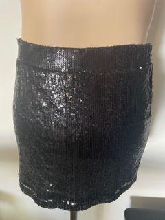 Sequins mini skirt