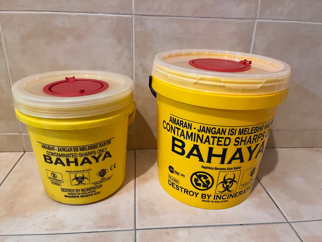 Sharps bin, Furniture & Home Living, Home Improvement & Organisation