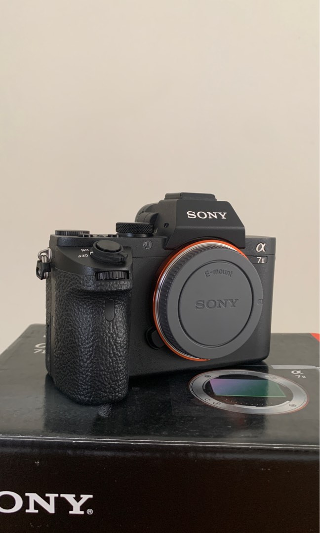 Sony A7II Body Only (Full Set), Fotografi di Carousell