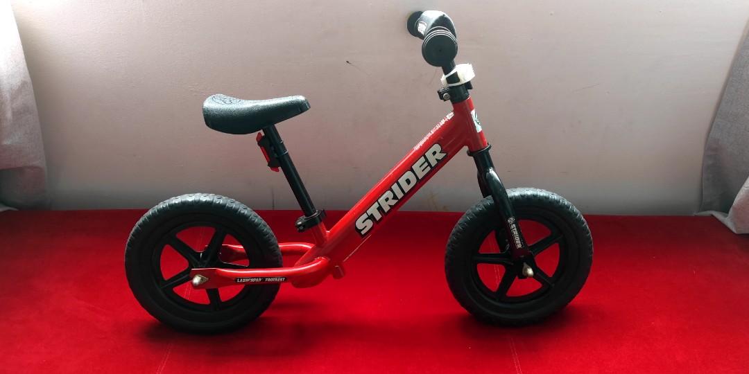 Strider st4 deals balance bike