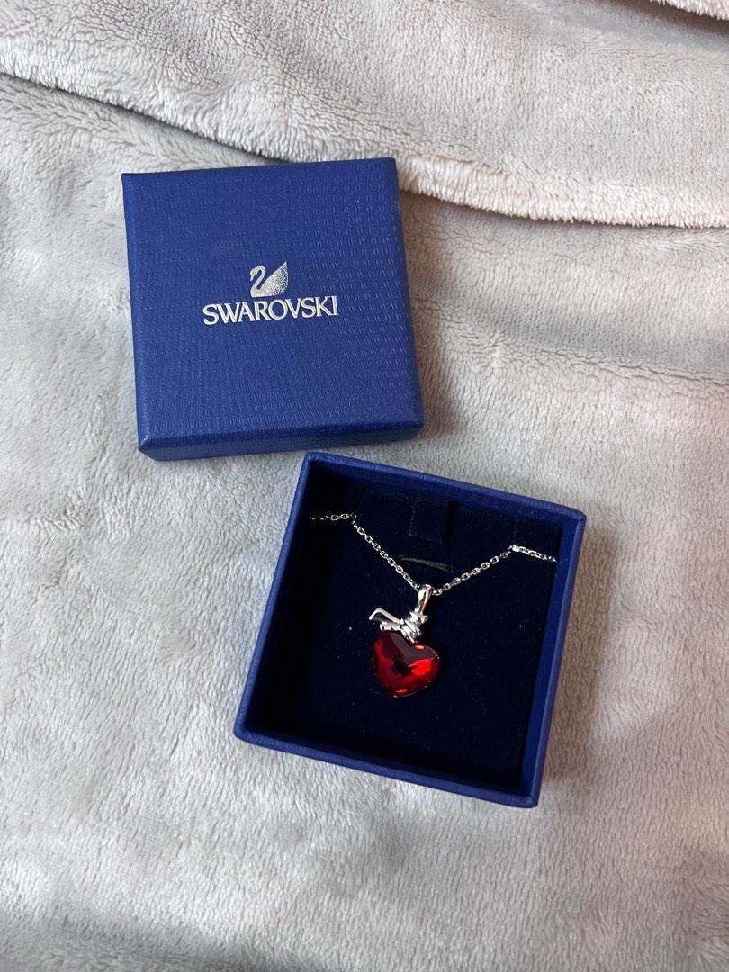 Swarovski ties of love pendant store